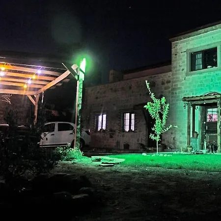 בית נופש Mutlu Koy'de Sakinligin Adresi Ayvalı